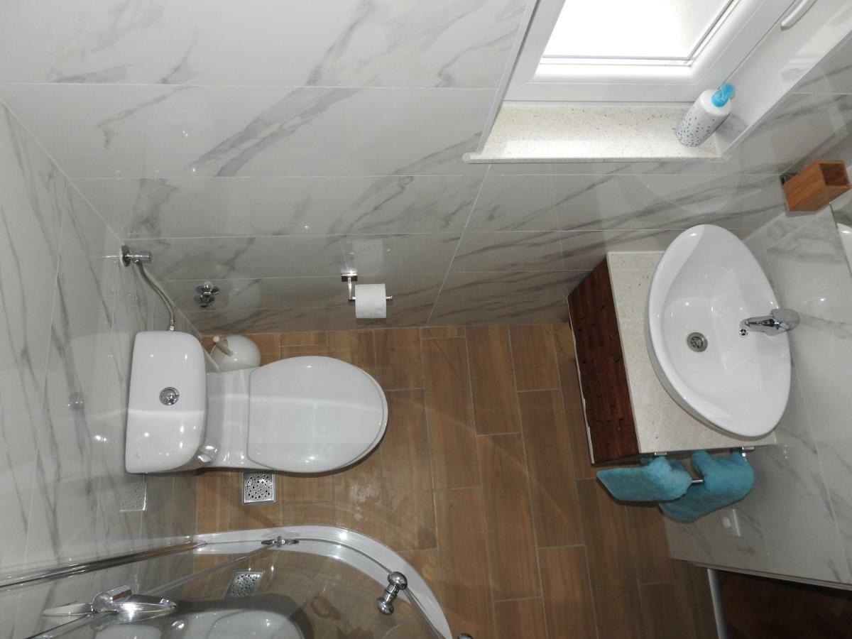Sunrise Vid Apartment Дуги Рат Екстериор снимка