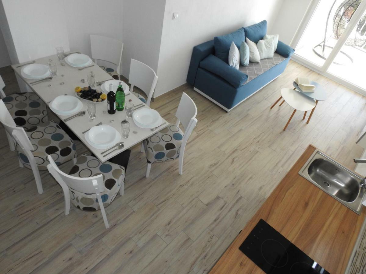 Sunrise Vid Apartment Дуги Рат Екстериор снимка